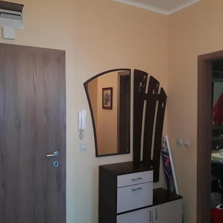 One Bedroom * פומורי